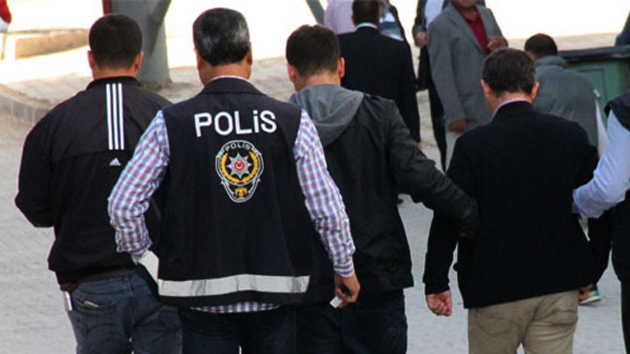 Mavi Bültenle Aranıyordu, İstanbul'da yakalandı