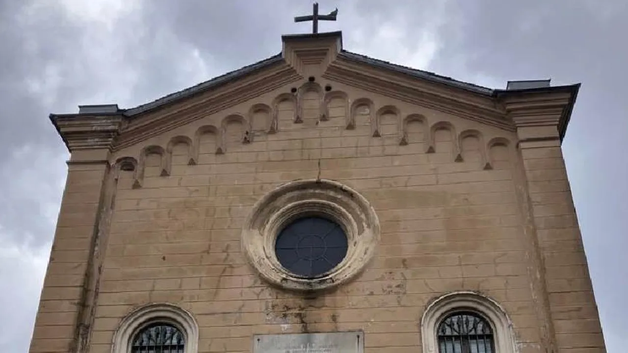 Son Dakika: Sarıyer'de Santa Maria Kilisesi'nde pazar ayini sırasında silahlı saldırı!