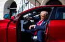 Trump: "Musk aklını kaçırmış"