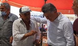 AK Partili Özkan ve beraberindekilerden Gökçeören çıkartması