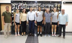 Turgutlu Belediyespor'un Yeni Sporcularından Turgutlu Belediyespor Başkanı Fırat Honaz'a Ziyaret