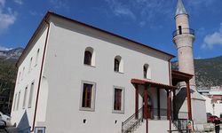 Kırkağaç Karaosmanzade Camii yeniden ibadete açılıyor