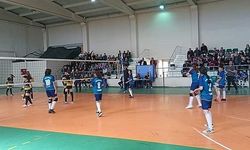 Sarıgöl'de ortaokullar arası voleybol turnuvası