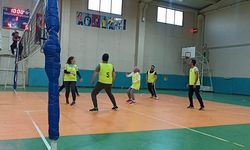 Sarıgöl'de Kaymakamlık Kupası Voleybol Turnuvası başladı