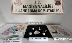 DURDURULAN ARAÇTA 123 GRAM METAMFETAMİN BULUNDU