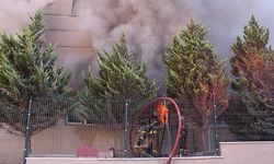 İzmir'de Tekstil Atölyesinde Korkutan Yangın