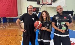 'En İyi Narkotik Polisi Anne' tanıtımına kadın basketbolculardan destek