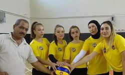 Gerçek Başarı Hikayesi : Aydın’lı Hurdacı Kadın Voleybol Takımı Kurdu