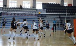 Turgutlu Belediyesi Kadın Voleybol Takımı'ndan Yeni Hamle