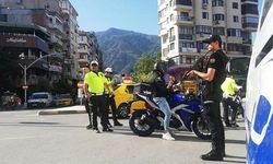 Manisa'da Motosikletlilere Ceza Yağdı