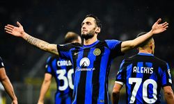 Inter Hakan Çalhanoğlu'nun golüyle maçı aldı