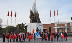 Manisa'da Cumhuriyet’in 100. Yılı Türk Bayraklarıyla kutlandı