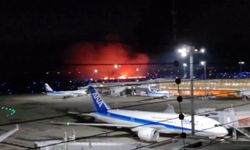 Japonya’da yolcu uçağı alev aldı: 379 kişi tahliye edildi