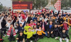 Sarıgöl Belediyespor ligi namağlup birinci bitirdi