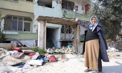Depremzede yaşlı kadını darp edip evinden demirleri çaldılar