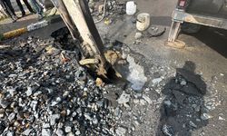 İsale borusu patladı: Tazyikli su binaların boyunu aştı