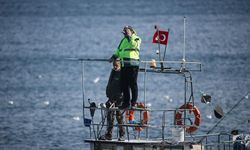 Marmara Denizi'nde kayıp 4 kişiyi arama çalışmaları sürüyor