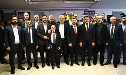 50 kişi Gelecek Partisi’nden istifa edip AK Parti’ye katıldı