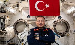 SON DAKİKA: İlk Türk astronot Alper Gezeravcı Dünya'ya döndü