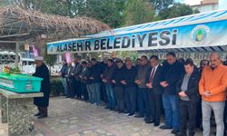 Manisalı gencin ölümü ilçeyi yasa boğdu