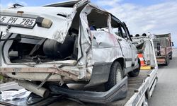 Manisa'da tır ile çarpışan otomobilin sürücüsü öldü