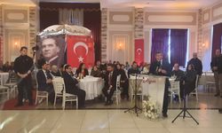 Davutoğlu, Manisa'da aday tanıtımına katıldı