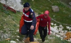 Spil Dağı'nda erkek cesedi bulundu