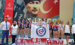Manisa’da artistik cimnastik yarışmaları gerçekleştirildi