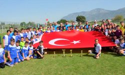 Yunusemre Belediyesi, minikler için 23 Nisan Futbol Turnuvası düzenliyor