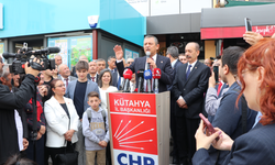 CHP lideri Özel'den emekli maaşı çıkışı: "Emeklinin maaşını önce asgari ücrete çıkaracağız"