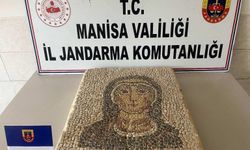 Manisa'da  jandarma, Meryem Ana figürlü mozaik ele geçirdi