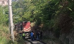 Trenin çarptığı adam feci şekilde hayatını kaybetti