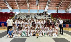 Manisa BBSK karate takımı il şampiyonu oldu