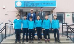 Tayini çıkan Müdür Efe’ye şehit ailesinden teşekkür