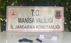 Manisa'da ruhsatsız tabancalar ele geçirildi