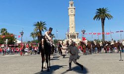 İzmir'in kurtuluşu coşkuyla kutlandı!