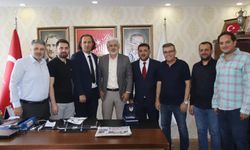 Manisaspor yönetiminden AK Parti'ye önemli ziyaret