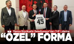 Manı̇sa Büyükşehı̇rspor’dan CHP Genel Başkanına “özel” forma