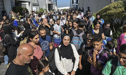 Lübnan'daki Türkler tahliye edilmeye başladı