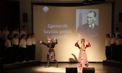 Manisa’da 10 Kasım, Atatürk’e saygı ve özlemle anıldı