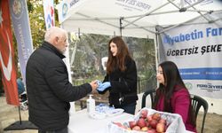 Diyabet Gününde vatandaşlara ücretsiz kan şekeri ölçümü