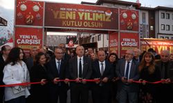 Manisalılar yeni yıl çarşısında buluşuyor