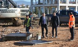 Demirci’de yeni spor yatırımı inşaat çalışmaları devam ediyor