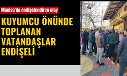 Kuyumcu önünde toplanan vatandaşlar endişeli