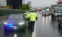 1 yılda toplam 6 bin araca çakar cezası