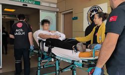 Arkadaşıyla şakalaşan genç bıçaklandı
