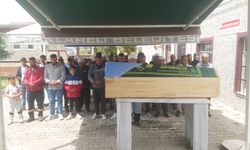 Dehşet zincirinde öldürülen kadın toprağa verildi