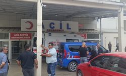 Yol verme kavgasında silahlar çekildi: 1'i polis 3 yaralı
