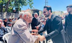 Mücahit Arınç Akçaköy’de geleneksel hayır programına katıldı