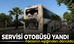 Manisa'da servis otobüsü yandı